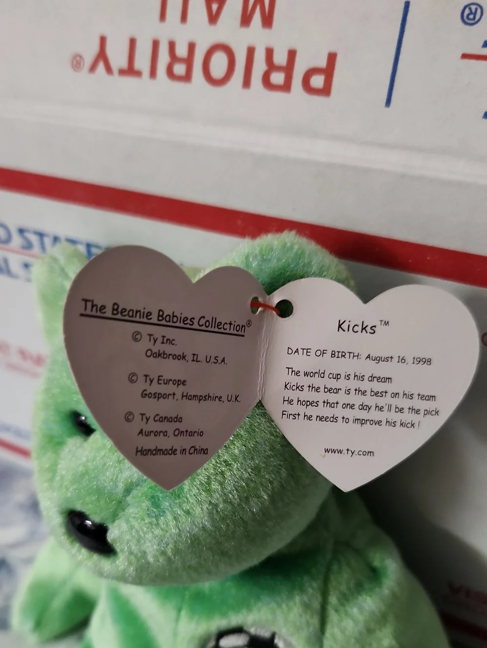 NWT KICKS Vintage Beanie Baby green bear, 1998